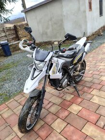 Yamaha WR 125X, - 5