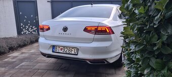 Volkswagen Passat 2.0 TDI EVO Elegance DSG  2021 virtuál - 5