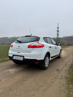 Renault Megane 1.6 16V - 5