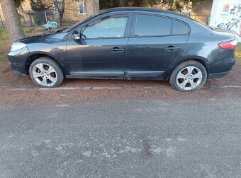 Predám na ND Renault Fluence 1,5DCi,rok:2012 - 5