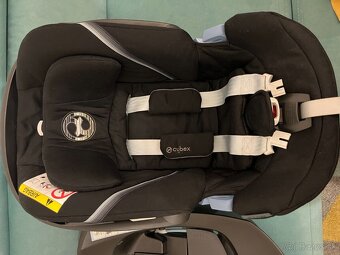 Cybex Aton 5 + isofix - 5