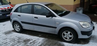 Predám KIA RIO - 5