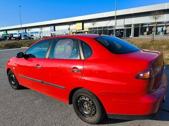 Seat Cordoba 1,4 - 5