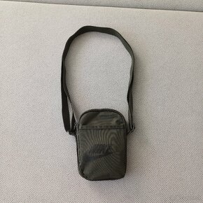 NA PREDAJ  pánska kapsička Nike cez rameno (crossbody) - 5