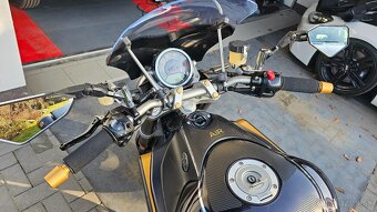 Yamaha MT01 - 5