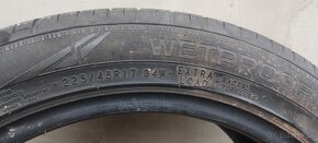 225/45R17 - 5