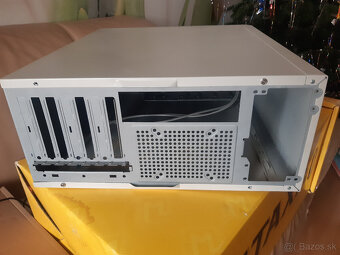 PC skrinka EUROCASE ML5435 ATX použitá - 5