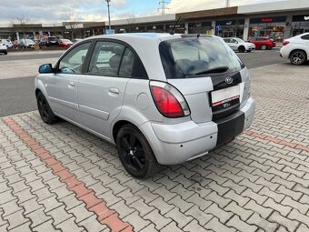 Kia Rio 1.4i 16V 71kw koup ČR naj. 136t digi klima - 5