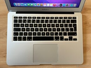 Macbook Air 13 2017 i5 1.8GHz / 8GB RAM / 256GB SSD Silver - 5