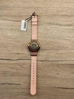 Nove hodinky Daniel Wellington - 5