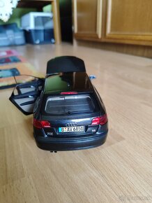 Kyosho Audi A3 1/18 - 5