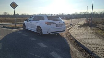 Toyota Corolla 1.8 hybrid-11/19r - 5