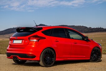 Ford Focus 2.0 EcoBoost ST R - 5