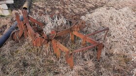 Poľnohospodárske stroje + náhradné diely - 5