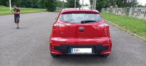 Predám KIA RIO 1.4 CVVT automat - 5