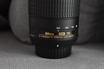 Nikkor 70 - 300 AF-P s VR stabil. - tele zoom objektiv nikon - 5