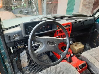 Lada Niva 1.7 - 5