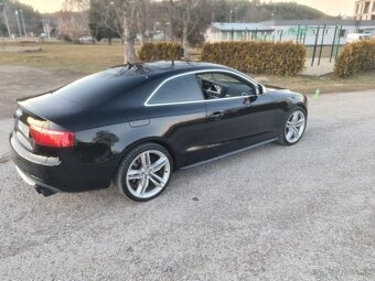 Audi S5 4.2 quatro manuál - 5