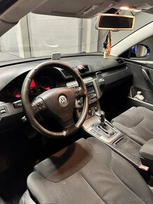 VW Passat B6 2.0 TDi 2009 DSG - 5