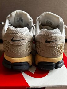 Nike Air Zoom Vomero 5 (43) - 5