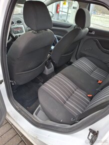 Ford Focus 1.6TDCi, kombi, rok výroby 2010 - 5