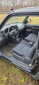 Toyota Rav4 ,3dverová,motor3S-FE 2liter 94kw benzín,r.v.1996 - 5