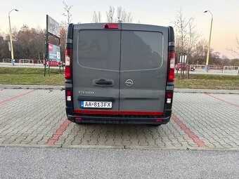 Opel Vivaro - 5