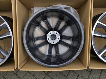 5x112 R20 Audi A7 S7 Audisport Nepoužite - 5