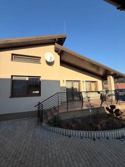 Predaj 5-izbového bungalovu na pozemku viac ako 1600 m2 - 5