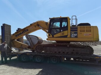 Komatsu PC 240 - 5