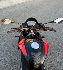 Aprilia TUONO V4 1100 RR 2018 - 5