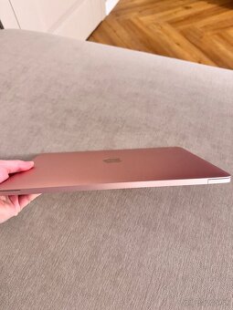 MacBook 12" Rose Gold + Apple myš - 5