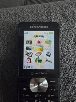 Sony Ericsson W350i - 5