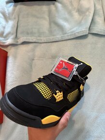 Jordan 4 - 5