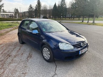 VW golf V 1,6 - 5