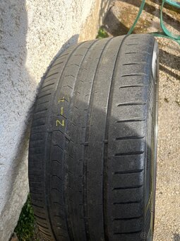 Letné pneu 235/40 r19 - 5