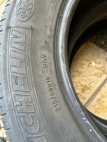 215/60 r16 Michelin - 5