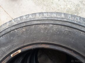 Darujem za odvoz staršie pneu 4 ks 205/70 R15 - 5