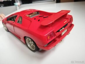 1:18 Lamborghini Diablo Bburago  1990 - 5