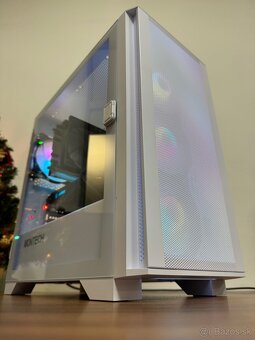 ☑️ Herný pc i7 7700k, RX570 8GB, 16gb Ram, 512gb M2 NVME - 5