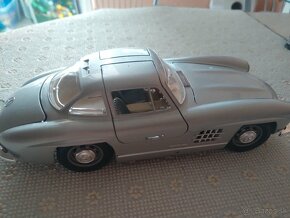 Predam Mercedes 300 sl 1:18 Burago - 5