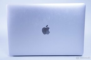 ZÁRUKA/Macbook Air 13.3"/M1 (7 CORE) /8GB RAM/256GB SSD - 5