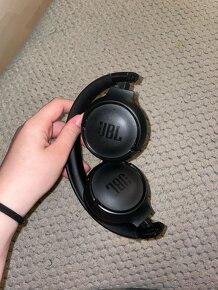 JBL TUNE 520BT - 5