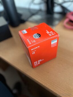 Sony FE 85mm f 1.8 - 5