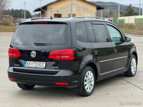 Volkswagen Touran 2.0 TDI DSG HIGHLINE XENON NAVI - 5