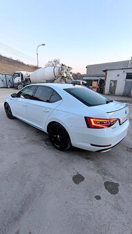 Škoda superb sportline,  2.0TDI , 110Kw, dsg7 - 5