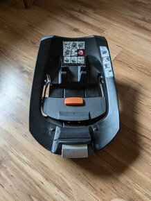 Cybex Aton 5 + isofix - 5