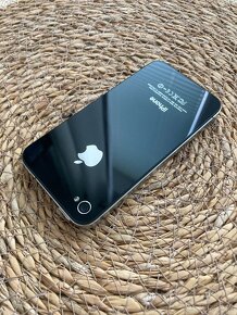 Apple iPhone 4 16GB Black iOS 4.3.5 - 5