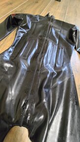 Latexový catsuit - čierny - 5