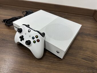 Xbox One S 1TB White - 5